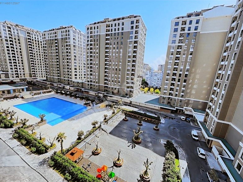 Apartment for Sale in Beylikdüzü at an Attractive Price